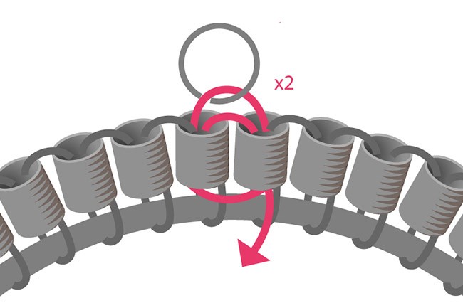 Comment tisser des perles autour d'un anneau ? : Etape 4